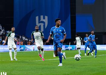فيديو الهلال يتصدر الدوري السعودي بالفوز على الأهلي بثلاثية