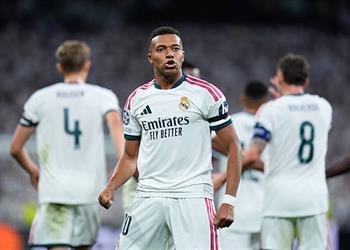مبابي يثير الجدل بشأن الكرة الذهبية ويوضح الفارق بين ريال مدريد وباريس سان جيرمان