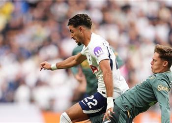 ردود أفعال جماهير توتنهام على أداء عمر مرموش أمام إيفرتون