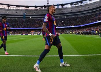 رافينها يستهدف رقمًا قياسيًا في مباراة برشلونة وليفانتي
