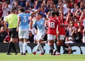 فيديو | فيل فودين يستفز جماهير يونايتد بعد فوز مانشستر سيتي بـ "ديربي العاصمة"