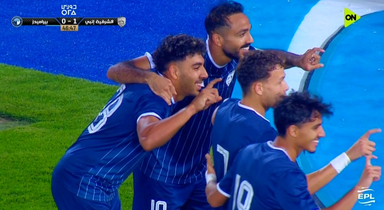 هدف الشرقية انبي الاول في مرمي بيراميدز بعد خطأ من احمد الشناوي