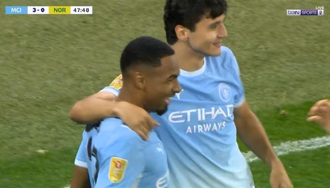 هدف مانشستر سيتي الثالث في مرمي نورويتش سيتي بكأس رابطة الدوري الإنجليزي