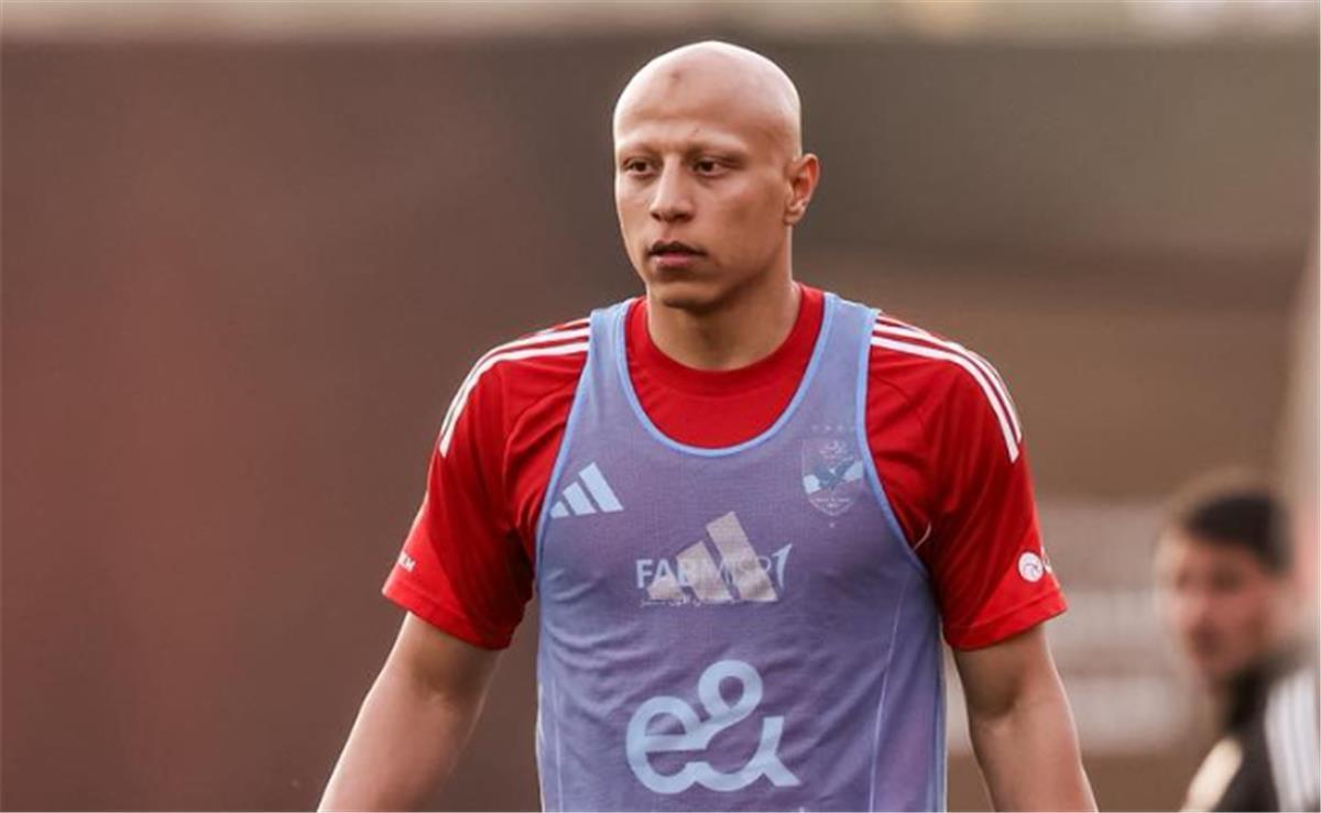 الأهلي يعلن سفر عمرو الجزار إلى ألمانيا لإجراء جراحة الصليبي