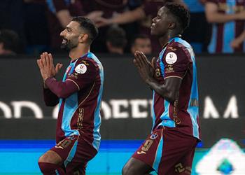 ماذا قدم محمد صلاح في مباراة طرابزون سبور وجالطة سراي بـ الدوري التركي؟