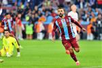 فيديو | كيف احتفل محمد صلاح بالهاتريك بعد انتهاء مباراة طرابزون سبور وجالطة سراي؟