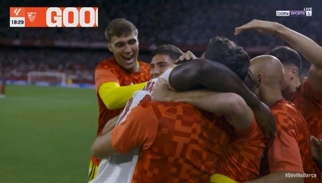 هدف اشبيلية الاول في مرمي برشلونة بالدوري الاسباني