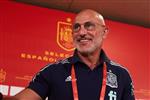 دي لا فوينتي يضع عينه على موهبة برشلونة لضمه إلى منتخب إسبانيا