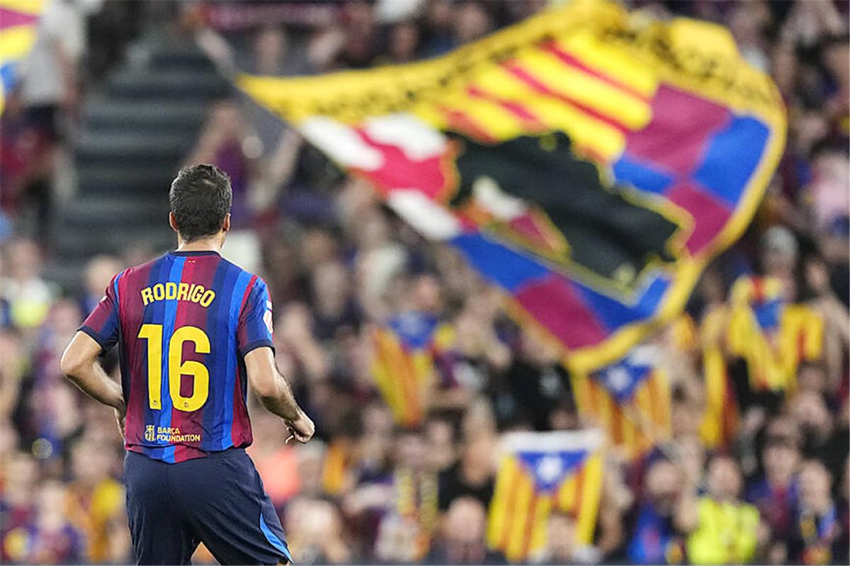 تقارير: لاعب ريال مدريد السابق نصح رودري بعد الانضمام إلى الملكي 