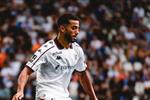 الدوري الفرنسي يحتفي بمحمد عبد المنعم بعد تألقه مع نيس