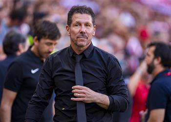 سيميوني بعد فوز أتلتيكو على ريال مدريد اسم مورينيو لن يجعل كل شيء مباح ا له