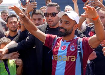 فيديو محمد صلاح يحول صخرة في تركيا لمعلم سياحي باسمه