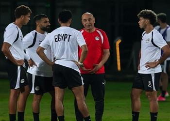 منتخب مصر كامل العدد استعدادًا لمواجهة أنجولا في تصفيات كأس أمم إفريقيا