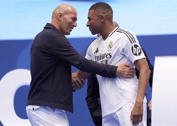 تقارير: زيدان تواصل مع مبابي لتغيير مركزه مع منتخب فرنسا