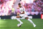 لاعب فرنسا السابق يفتح النار على مبابي: فوزه بالكرة الذهبية سيكون مهزلة