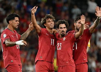 فيديو رونالدو يشارك في فوز البرتغال على ويلز وهالاند يقود النرويج لتخطي الدنمارك