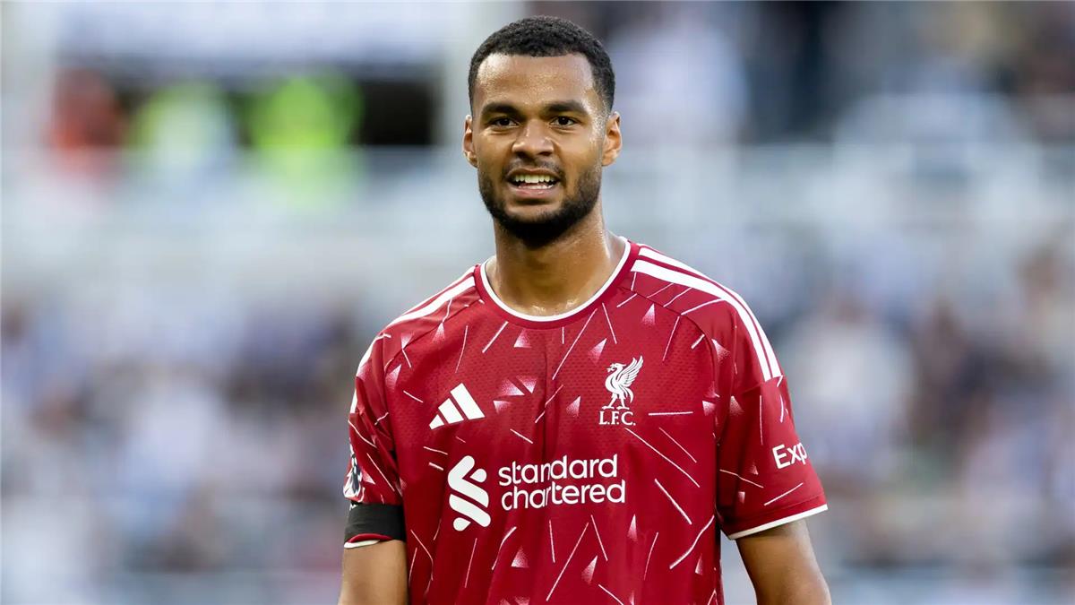جاكبو عن اقترابه من مانشستر سيتي: ليفربول لم يمانع رحيلي