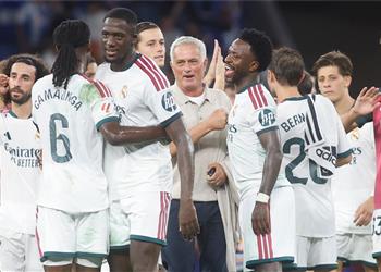 لاعب ريال مدريد يستعد لتسجيل أولى مشاركته أساسي ا بعد إصابة كوناتي