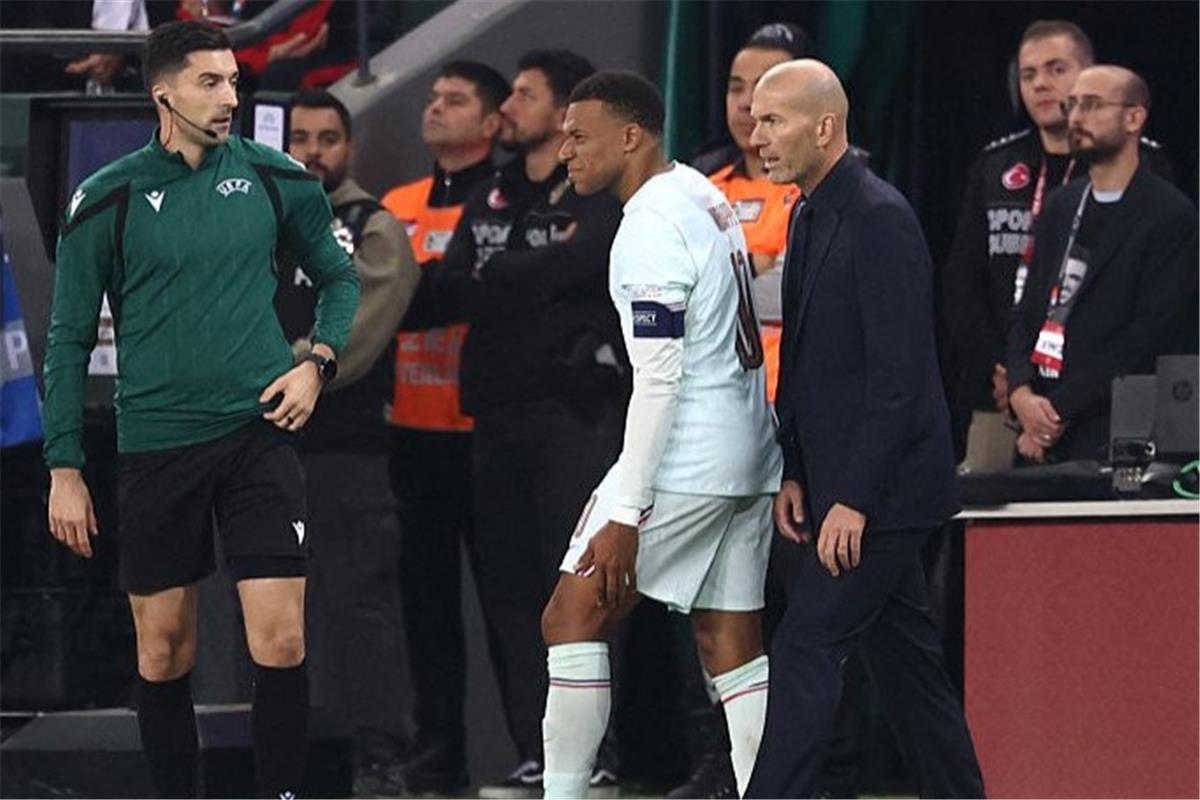 سبب مفاجئ وراء إصابة كيليان مبابي مع منتخب فرنسا