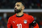 بعد إراحة محمد صلاح.. لماذا يخشى اللاعبون العشب الصناعي؟