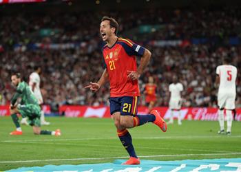 فيديو 5 أهداف إسبانيا تحقق فوز ا ممتع ا على إنجلترا في دوري الأمم الأوروبية
