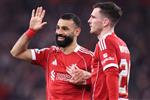 روبرتسون مدافعًا عن محمد صلاح: لا يمكن إبعاده عن التشكيل الأساسي مثل رونالدو