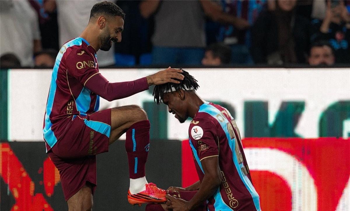 لاعب طرابزون سبور: نقلت طريقة احتفالي مع محمد صلاح إلى منتخب نيجيريا