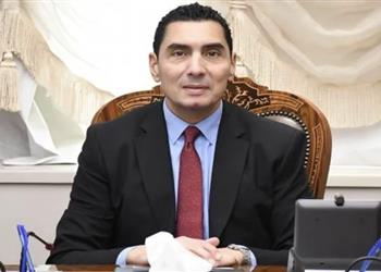 أول تحرك من وزارة الرياضة بشأن أزمة منتخب مصر ومحمد صلاح