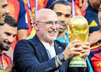 دي لا فوينتي الكرة الذهبية للمدربين واللاعبين لا يستحقها سوى الإسبان