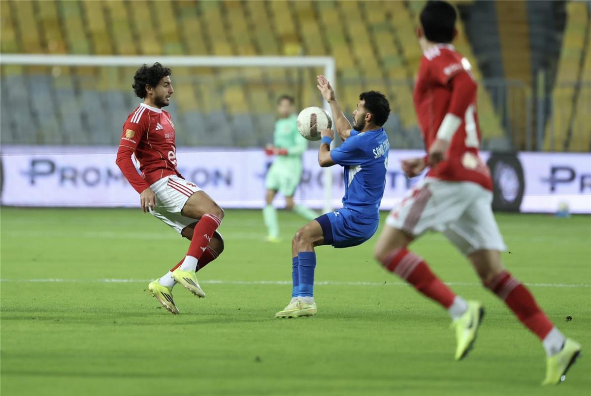 موعد والقناة الناقلة لمباراة الأهلي وسموحة اليوم في الدوري المصري