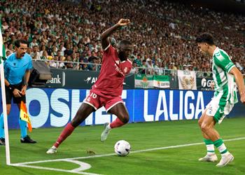 فيديو الحظ يعاند مورينيو ريال مدريد يتلقى أولى هزائم الموسم أمام ريال بيتيس