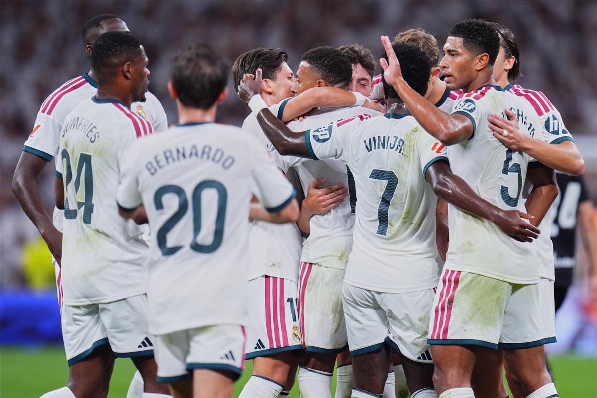 حكم مباراة ريال مدريد وإنتر ميلان في دوري أبطال أوروبا 