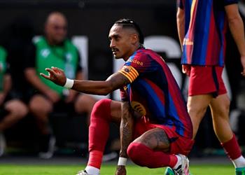 رافينها يعادل رقم ميسي بهدفه أمام فالنسيا في الدوري الإسباني