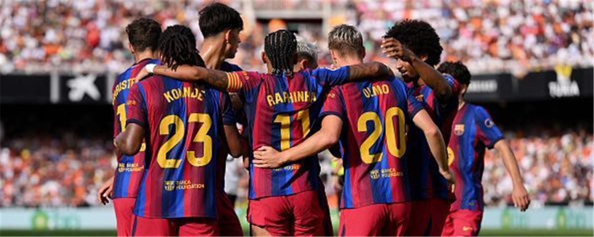موندو ديبورتيفو: أرقام قياسية لـ برشلونة بعد الفوز بخماسية أمام فالنسيا 