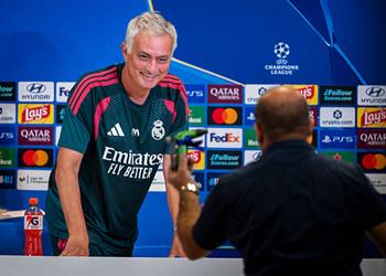 مورينيو يواجه تحدي ا خاص ا في دوري أبطال أوروبا قبل مباراة ريال مدريد وإنتر