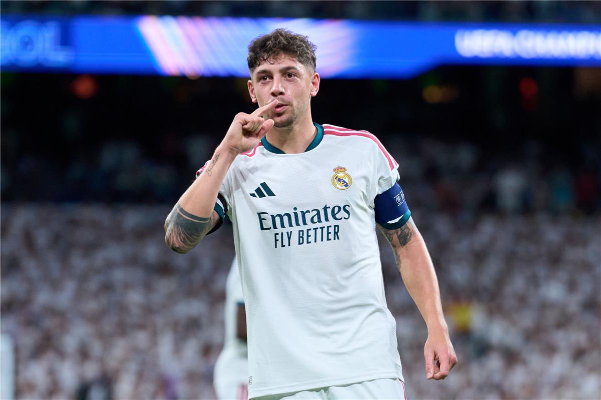 فيديو | خطأ فادح.. فالفيردي يسجل هدف ريال مدريد الثاني أمام إنتر ميلان
