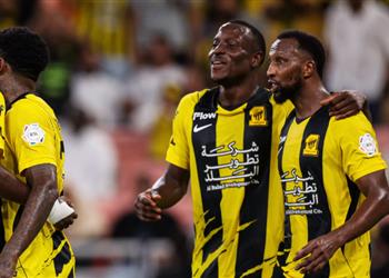 فيديو الأهلي يخسر من القادسية بثلاثية والاتحاد يفوز بريمونتادا على الفيحاء في الدوري السعودي