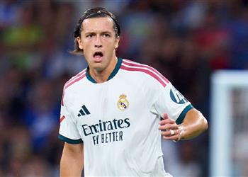 موندو ديبورتيفو توضح سبب تأخر نزول كاريراس خلال مواجهة ريال مدريد وإنتر ميلان