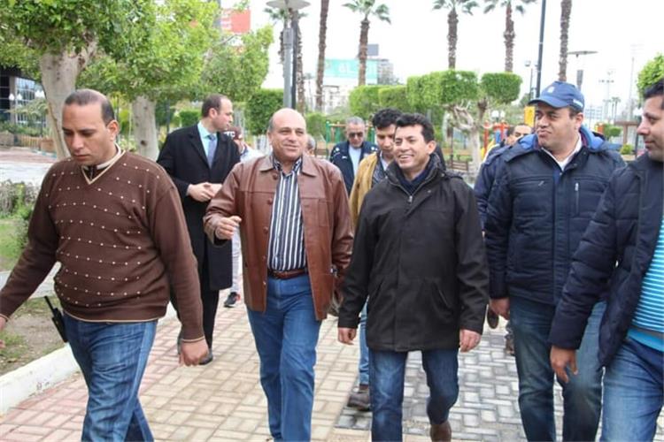 وزير الرياضة في جولة تفقدية