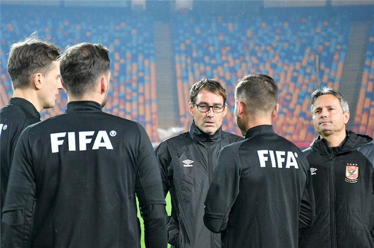 رينيه فايلر مدرب الاهلي ومساعد ديفيد سيزا