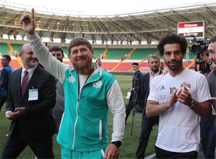 صلاح مع زعيم الشيشان