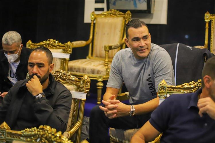 كيروش والجهاز الفني لمنتخب مصر في مباراة بيراميدز