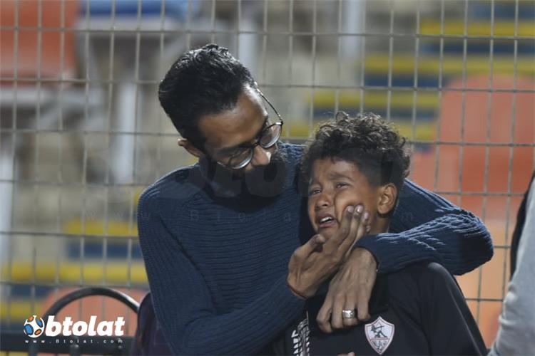 صورة الطفل في مباراة الزمالك والبنك الاهلي