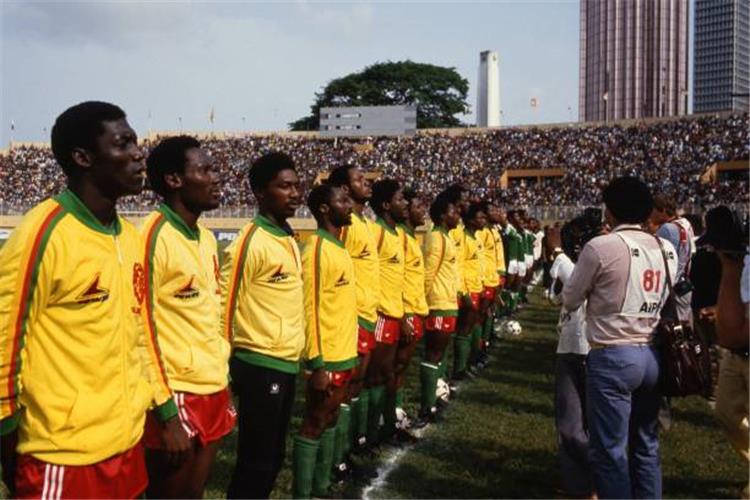 منتخب الكاميرون الفائز بأمم إفريقيا 1984