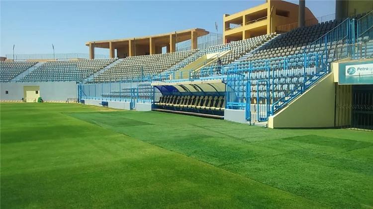 ملعب بتروسبورت