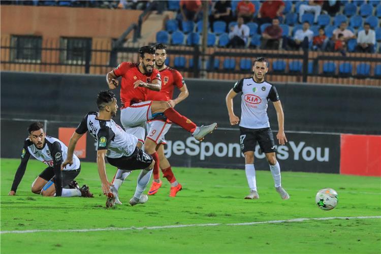 اسلام محارب في مباراة قبل نهائي دورى ابطال افريقيا