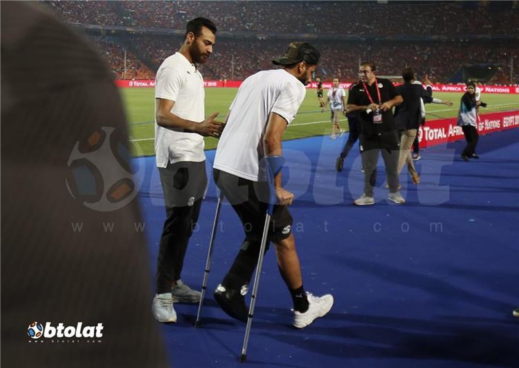 محمود جنش في مباراة مصر واوغندا