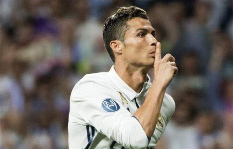 رونالدو يدرك نية ريال مدريد للتخلص من 6 لاعبين