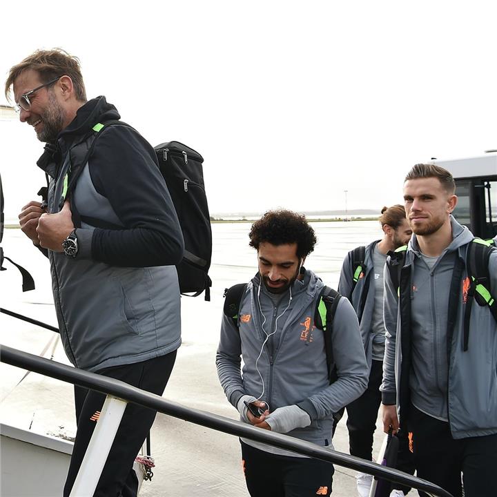 محمد صلاح يطير إلى البرتغال لمواجهة بورتو في دوري الأبطال