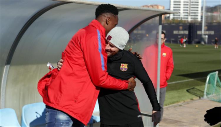 ياري مينا وميسي